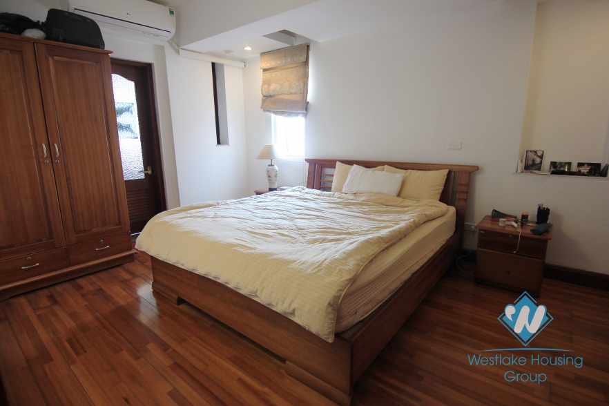 Beautiful 02 bedroom apartment for rent in Yen Phu street, Tay Ho, Hanoi